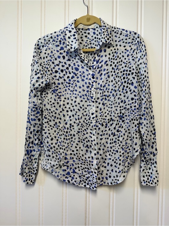 Anthropologie Tops - Cloth & Stone Anthropologie Blue Black Spotted Button Down Blouse Small